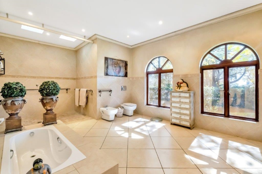 6 Bedroom Property for Sale in Bryanston Gauteng
