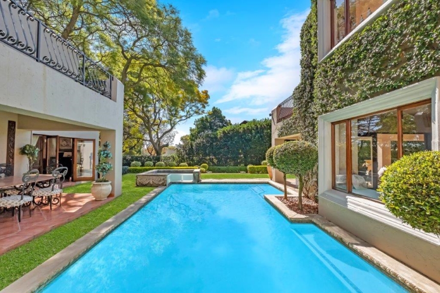 6 Bedroom Property for Sale in Bryanston Gauteng