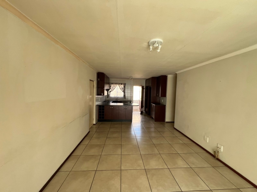 To Let 3 Bedroom Property for Rent in Albemarle Gauteng