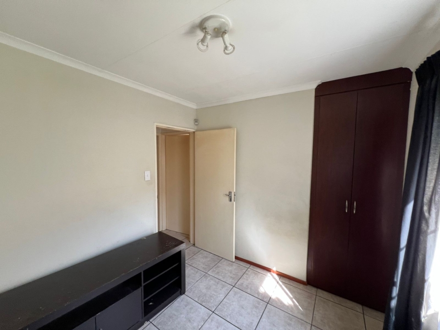 To Let 3 Bedroom Property for Rent in Albemarle Gauteng