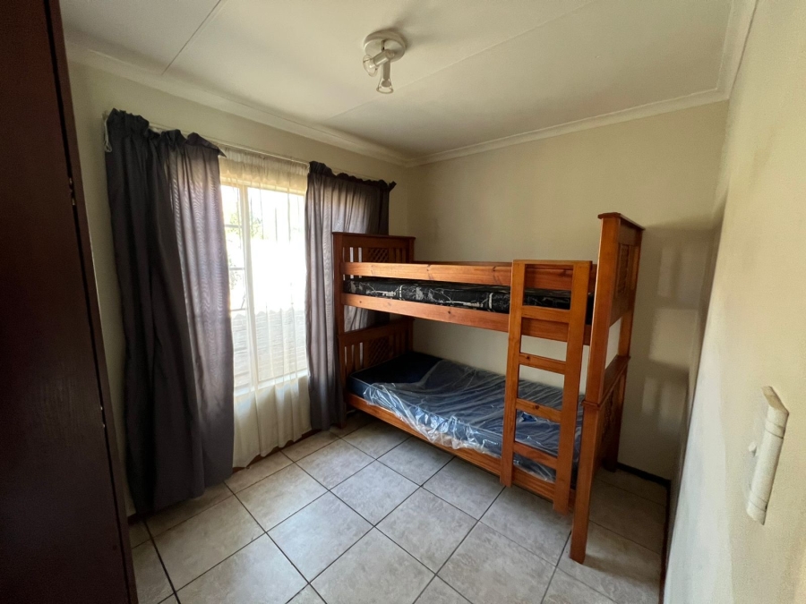 To Let 3 Bedroom Property for Rent in Albemarle Gauteng