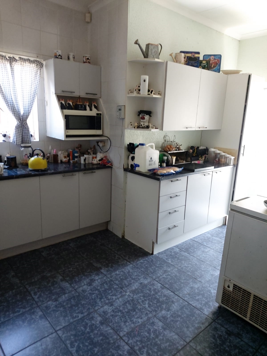 3 Bedroom Property for Sale in Westonaria Gauteng