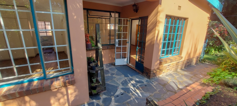 To Let 3 Bedroom Property for Rent in Linden Gauteng