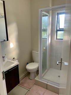 To Let 2 Bedroom Property for Rent in Fourways Gauteng