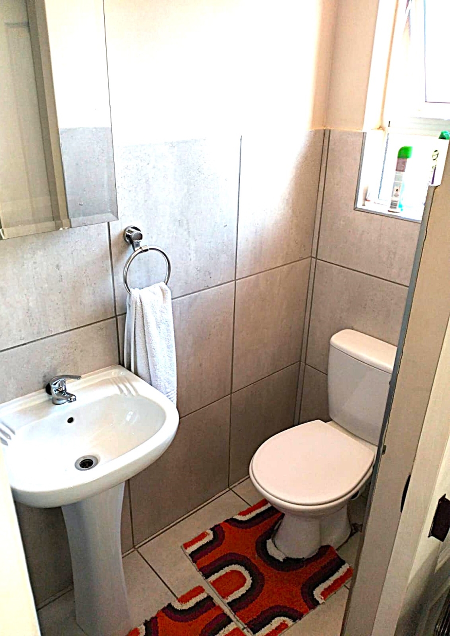 2 Bedroom Property for Sale in Montana Gauteng