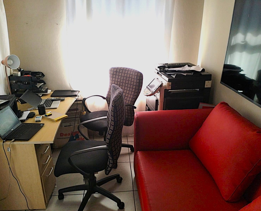 2 Bedroom Property for Sale in Montana Gauteng