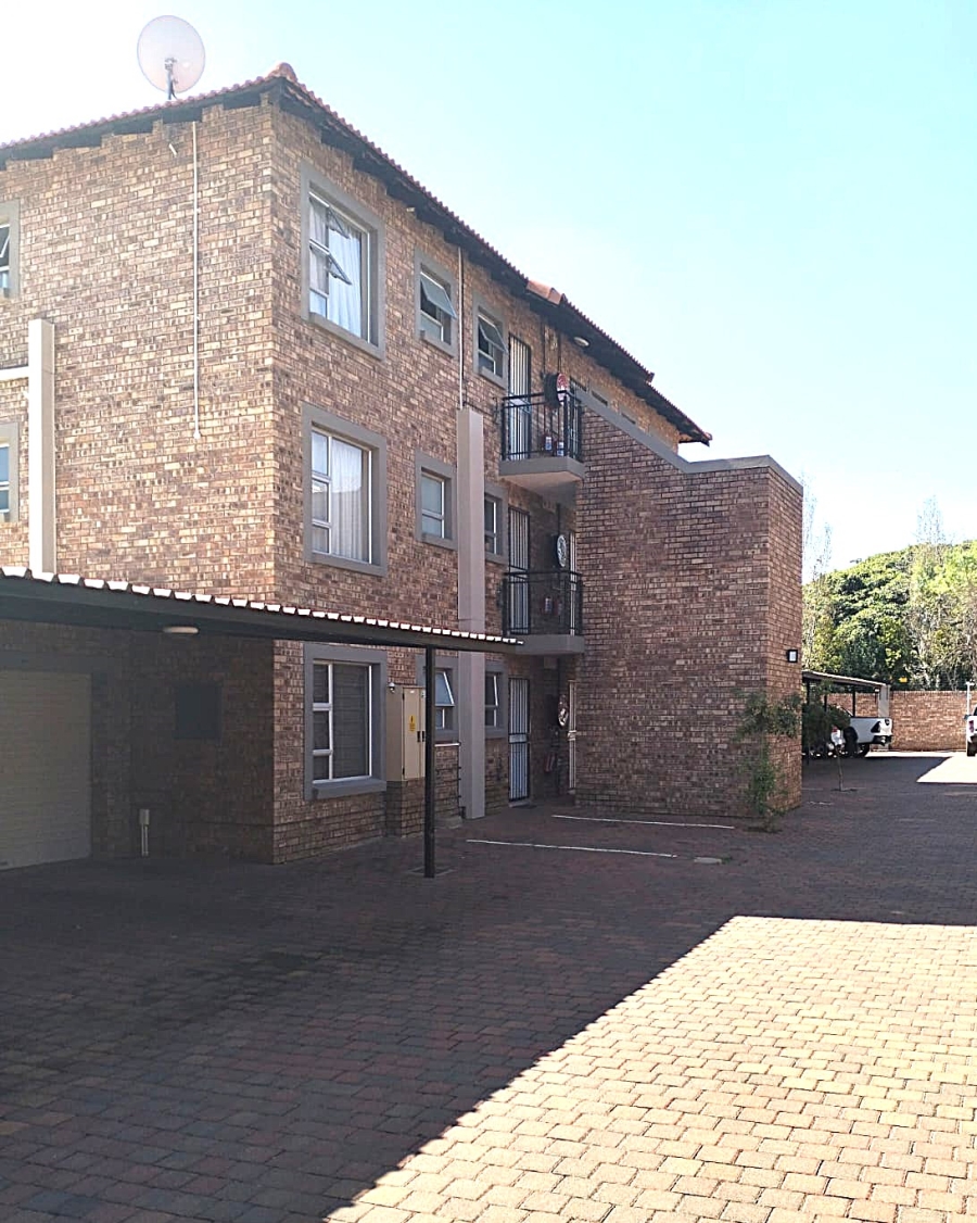 2 Bedroom Property for Sale in Montana Gauteng