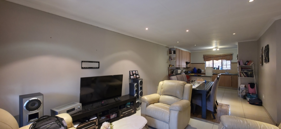 3 Bedroom Property for Sale in Equestria Gauteng