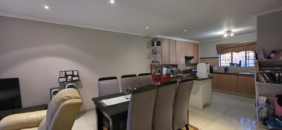 3 Bedroom Property for Sale in Equestria Gauteng