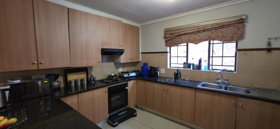 3 Bedroom Property for Sale in Equestria Gauteng