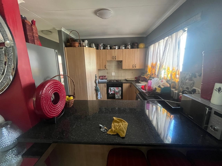 3 Bedroom Property for Sale in Castleview Gauteng