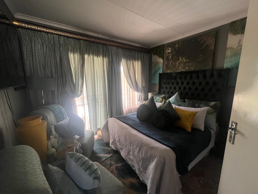 3 Bedroom Property for Sale in Castleview Gauteng