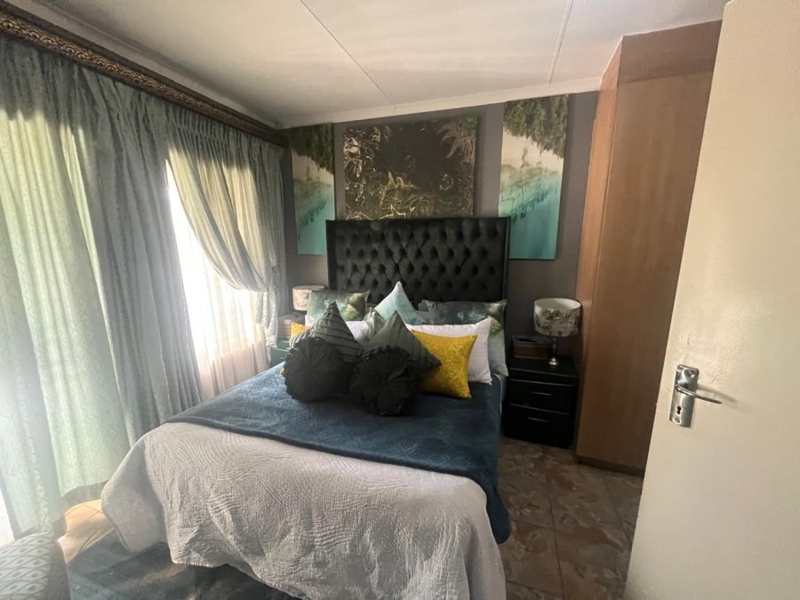 3 Bedroom Property for Sale in Castleview Gauteng
