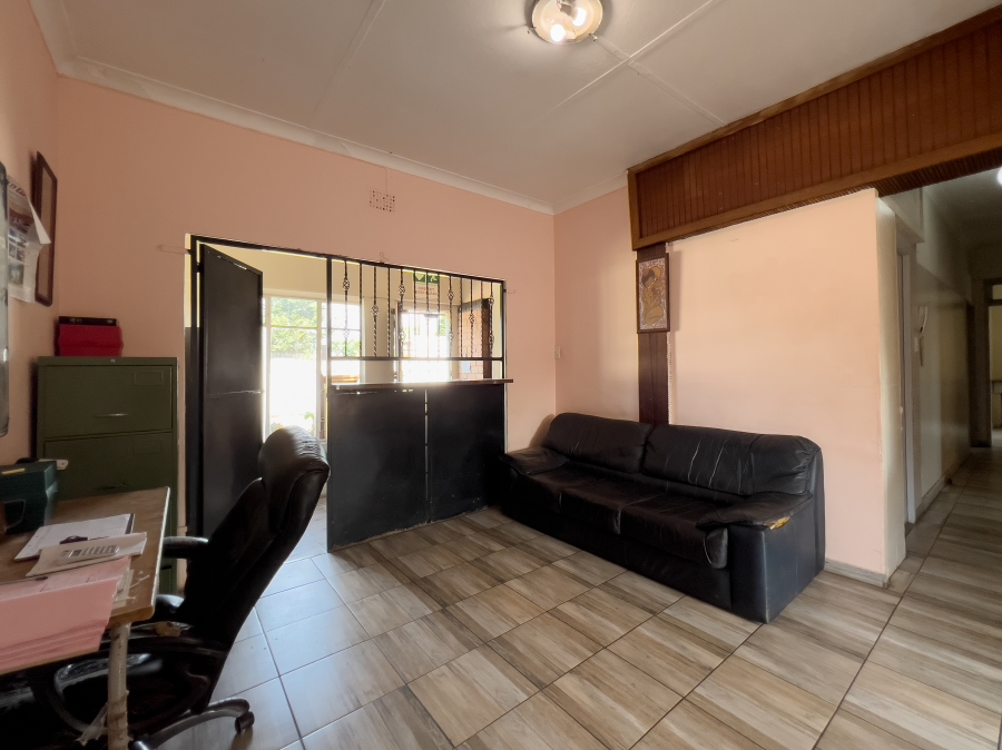 16 Bedroom Property for Sale in Kempton Park Ext 2 Gauteng
