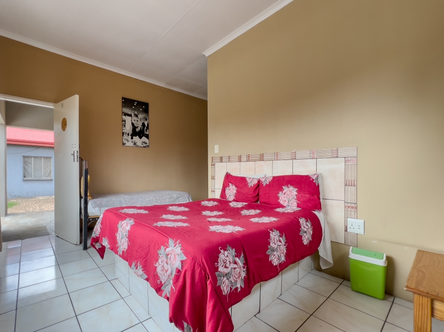 8 Bedroom Property for Sale in Kempton Park Ext 2 Gauteng