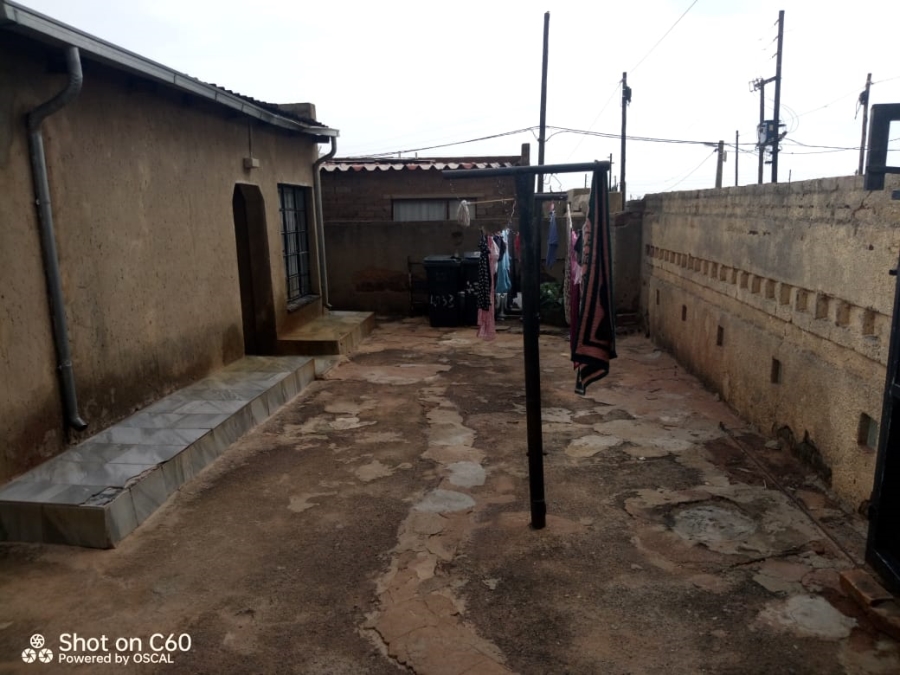 3 Bedroom Property for Sale in Bram Fischerville Gauteng