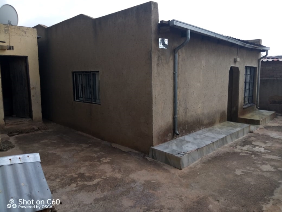 3 Bedroom Property for Sale in Bram Fischerville Gauteng