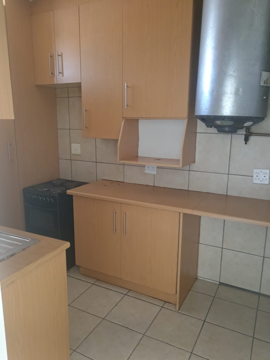 1 Bedroom Property for Sale in Sunnyside Gauteng