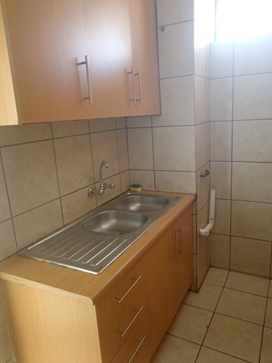 1 Bedroom Property for Sale in Sunnyside Gauteng
