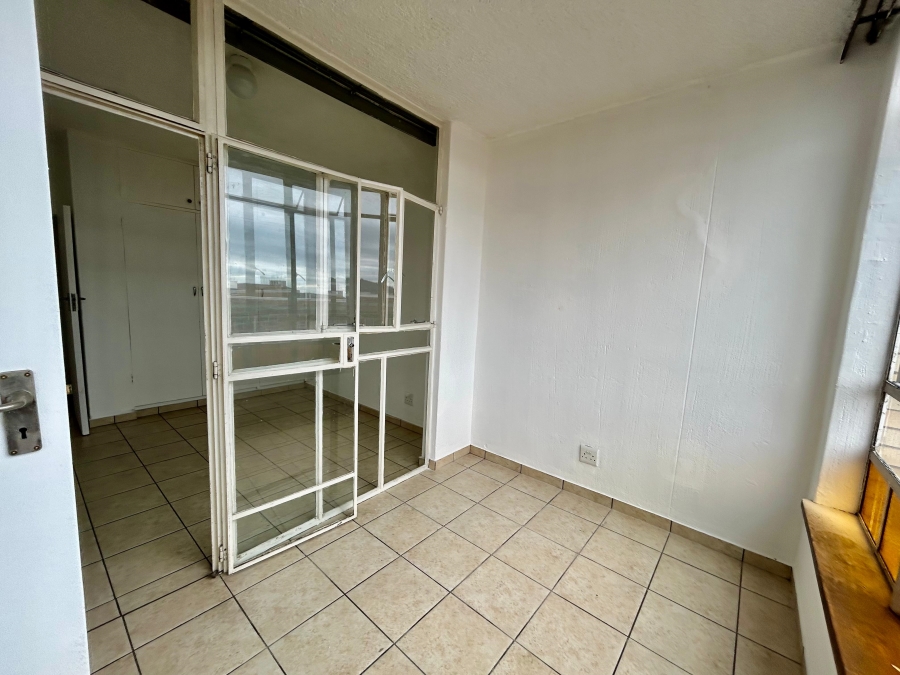 1 Bedroom Property for Sale in Sunnyside Gauteng