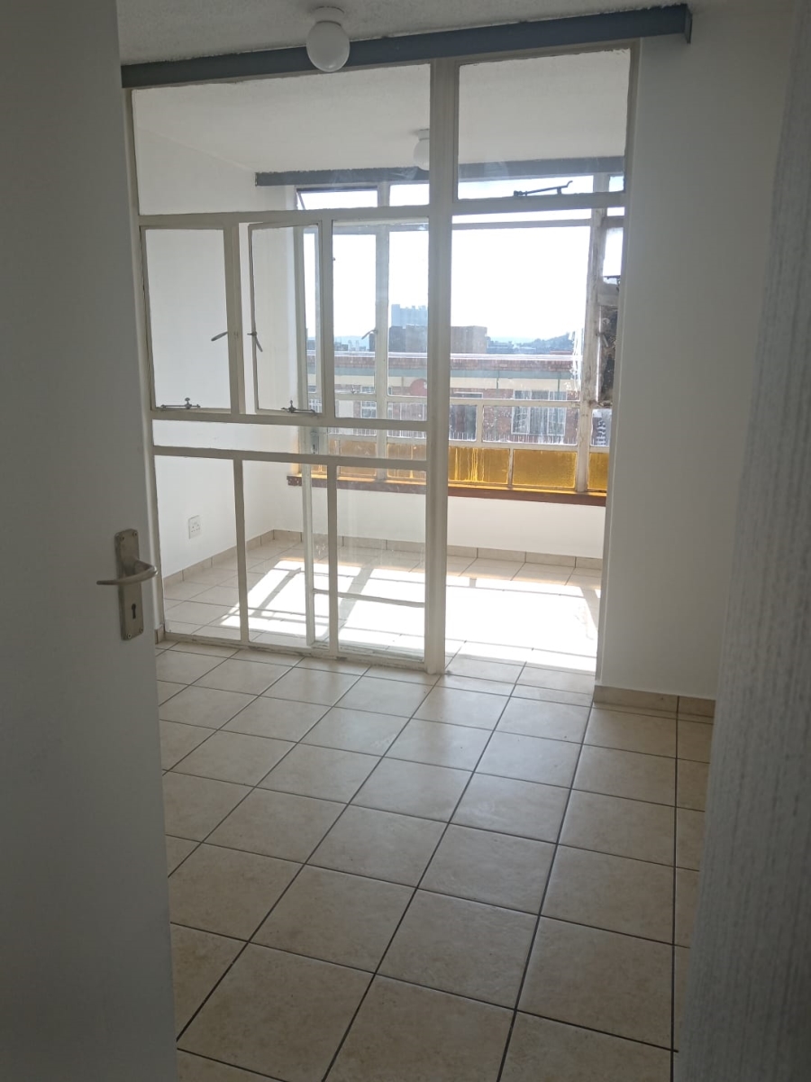 1 Bedroom Property for Sale in Sunnyside Gauteng