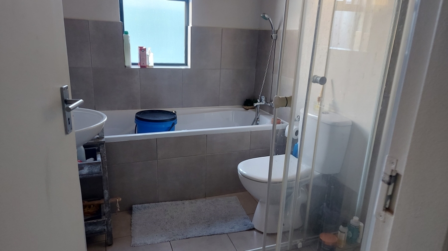 2 Bedroom Property for Sale in Rynfield Gauteng