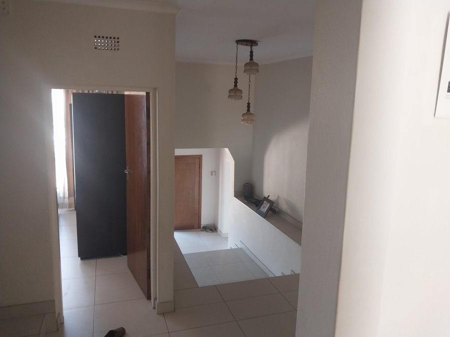 3 Bedroom Property for Sale in Glenvista Gauteng