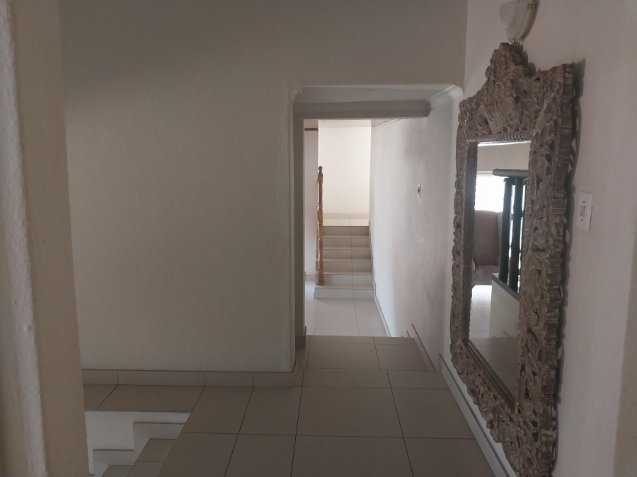 3 Bedroom Property for Sale in Glenvista Gauteng