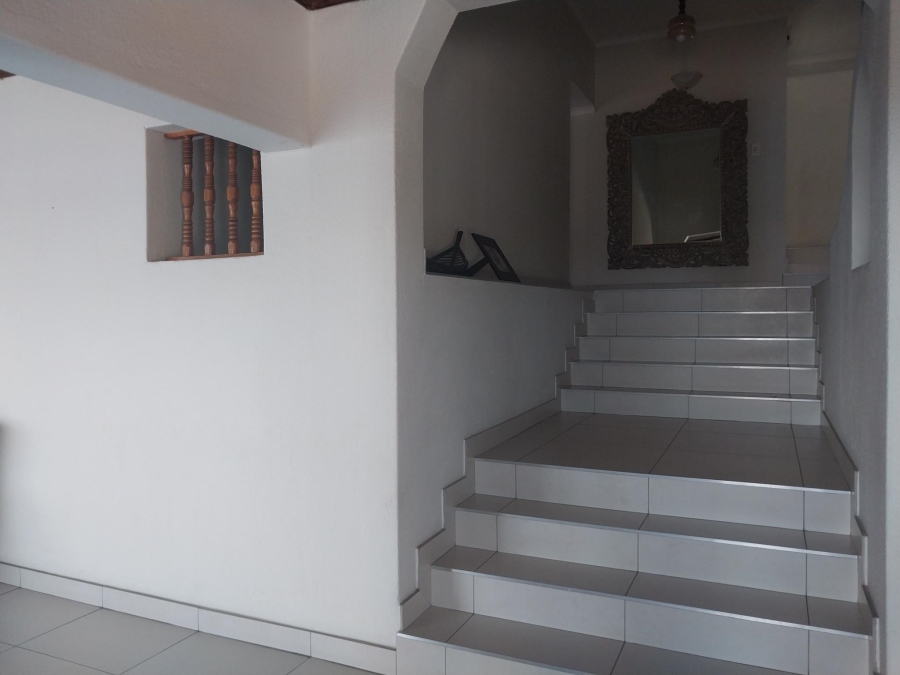 3 Bedroom Property for Sale in Glenvista Gauteng