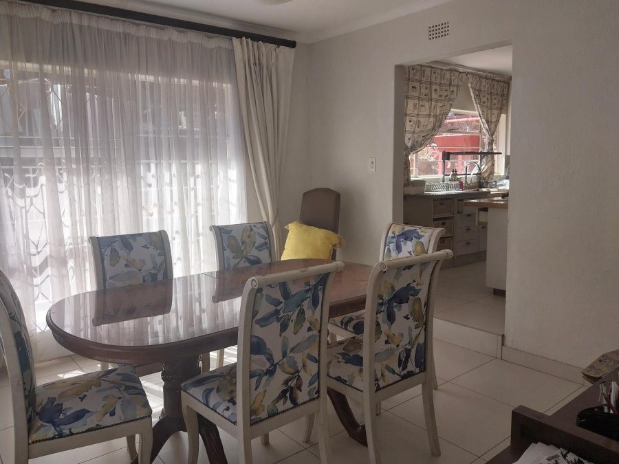 3 Bedroom Property for Sale in Glenvista Gauteng