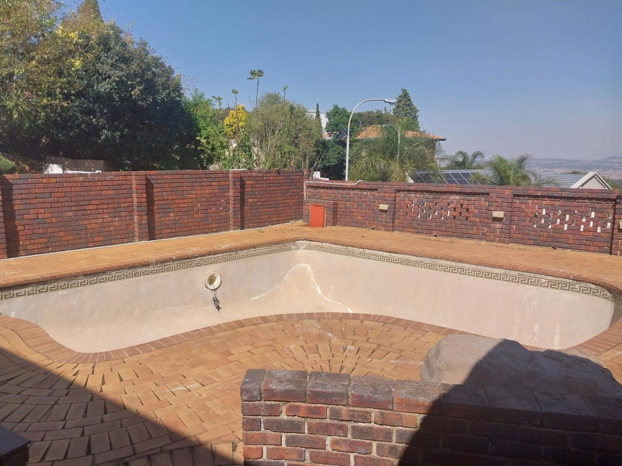 3 Bedroom Property for Sale in Glenvista Gauteng