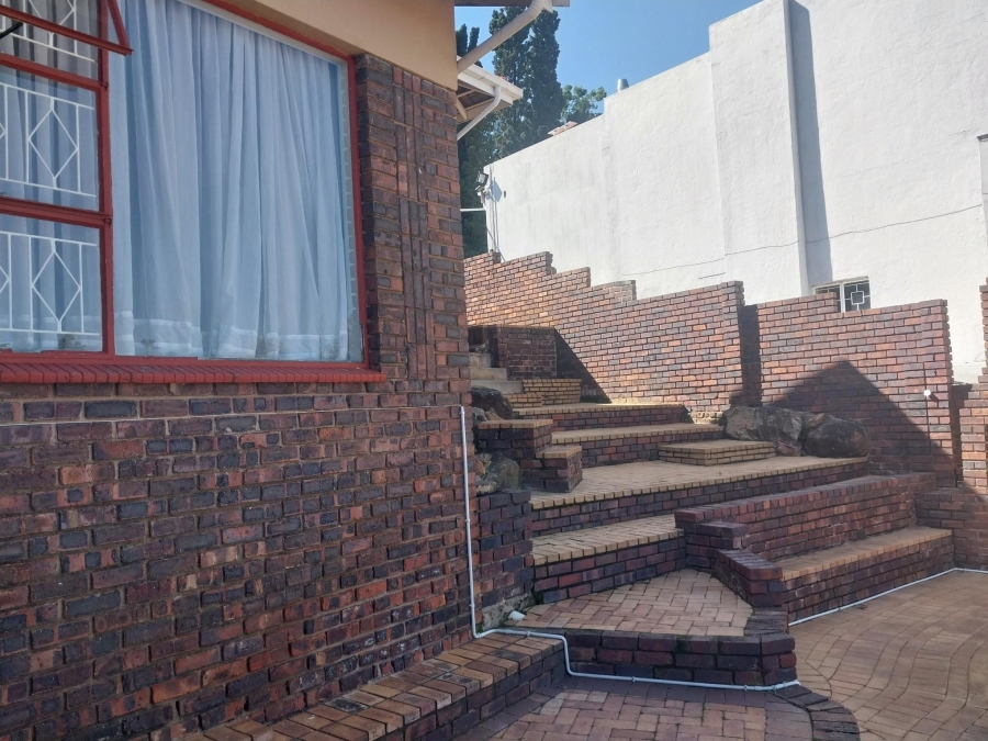 3 Bedroom Property for Sale in Glenvista Gauteng