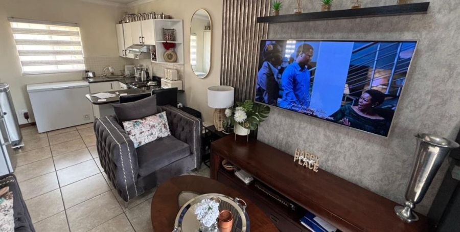 2 Bedroom Property for Sale in Elandspark Gauteng