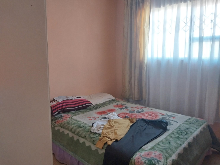 5 Bedroom Property for Sale in Vosloorus Ext 7 Gauteng