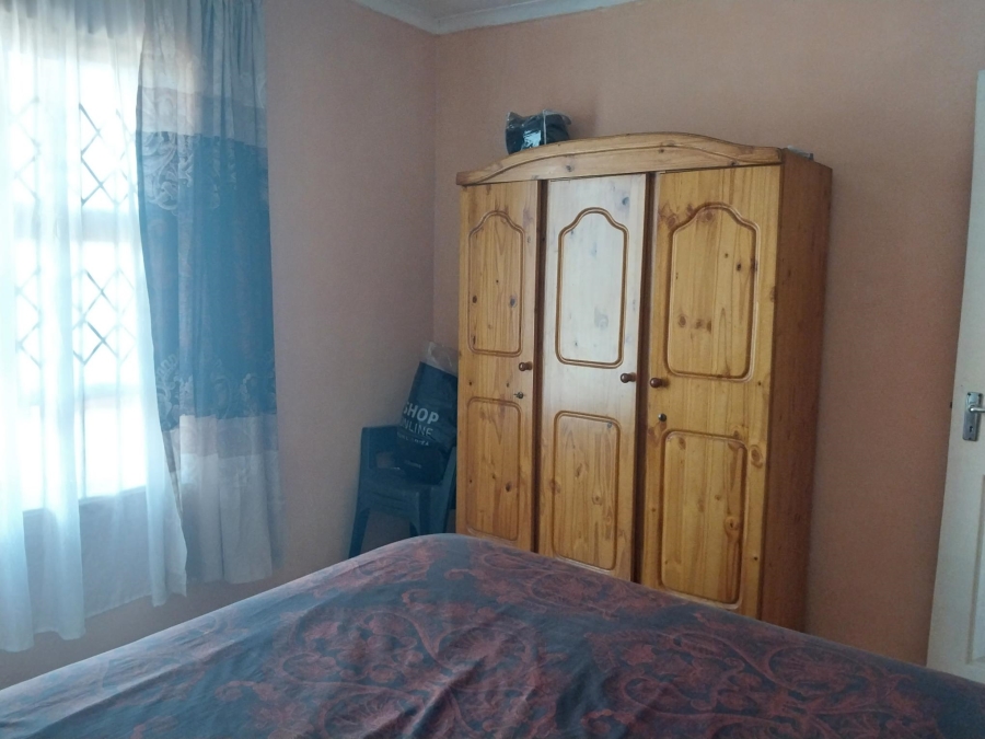 5 Bedroom Property for Sale in Vosloorus Ext 7 Gauteng