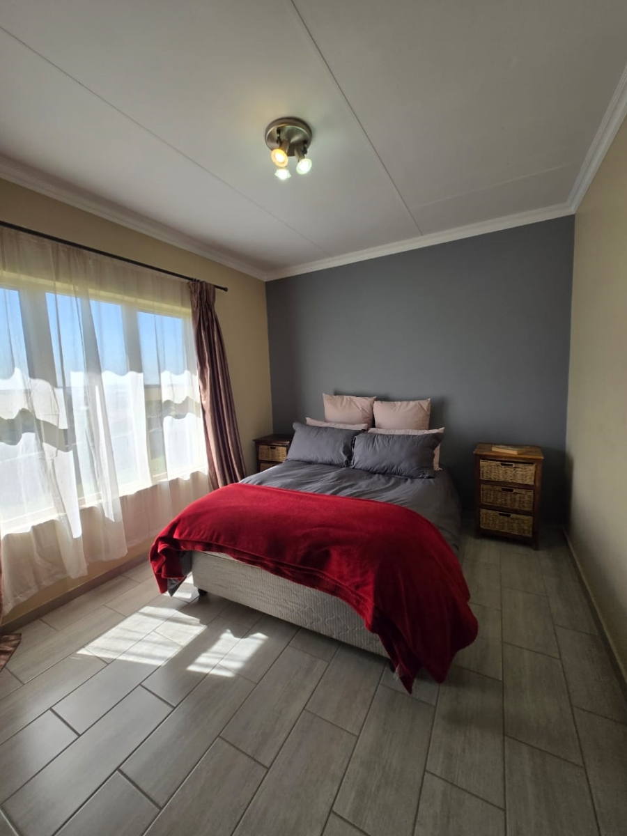 To Let 2 Bedroom Property for Rent in Noordwyk Gauteng