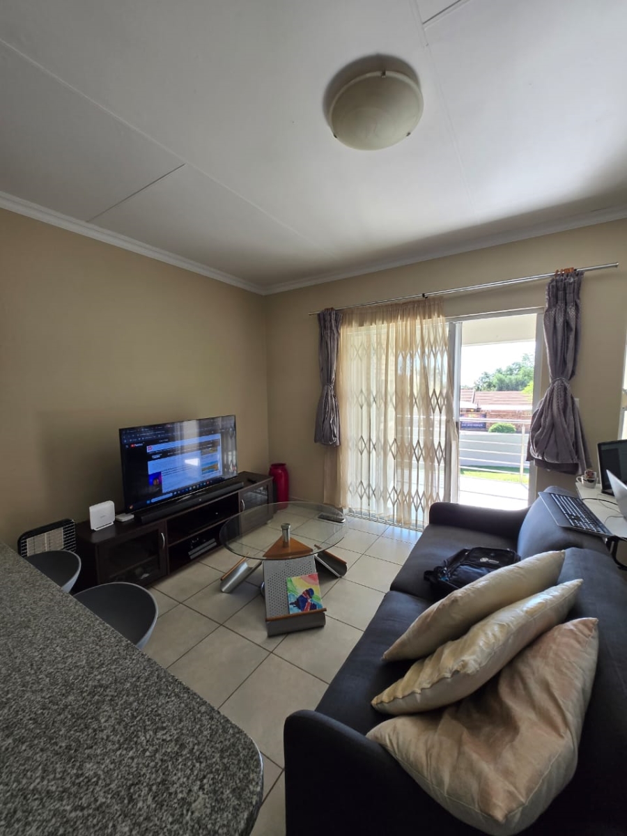To Let 2 Bedroom Property for Rent in Noordwyk Gauteng