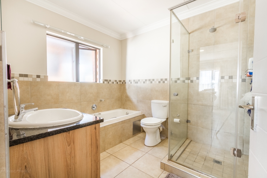 3 Bedroom Property for Sale in Equestria Gauteng