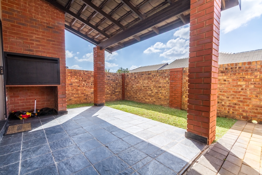 3 Bedroom Property for Sale in Equestria Gauteng