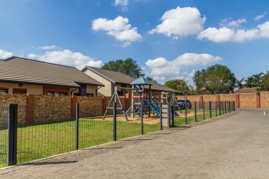 3 Bedroom Property for Sale in Equestria Gauteng