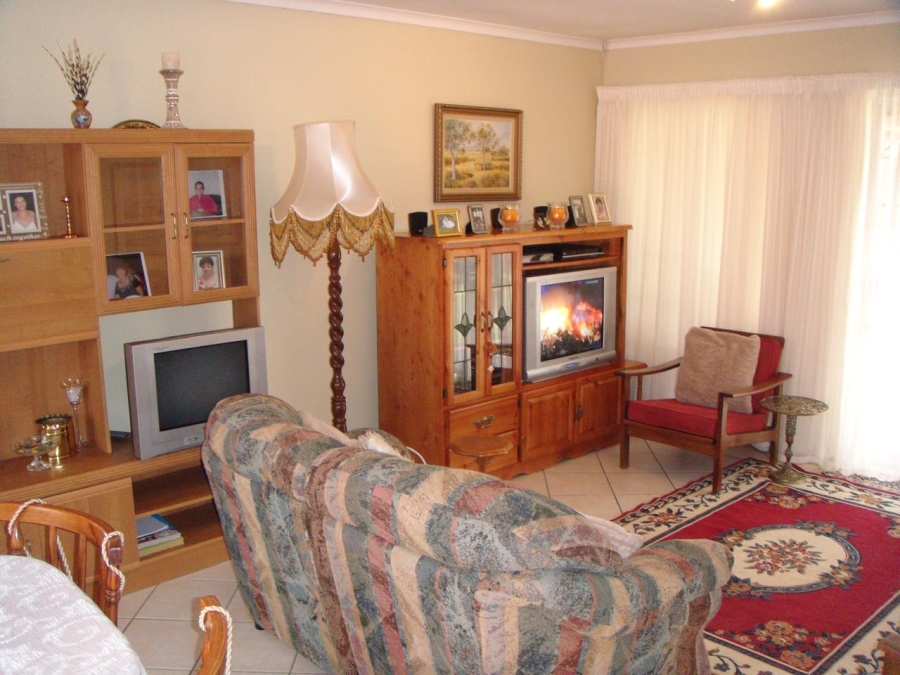 To Let 2 Bedroom Property for Rent in Moreleta Park Gauteng