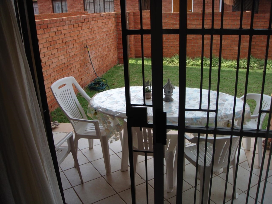 To Let 2 Bedroom Property for Rent in Moreleta Park Gauteng