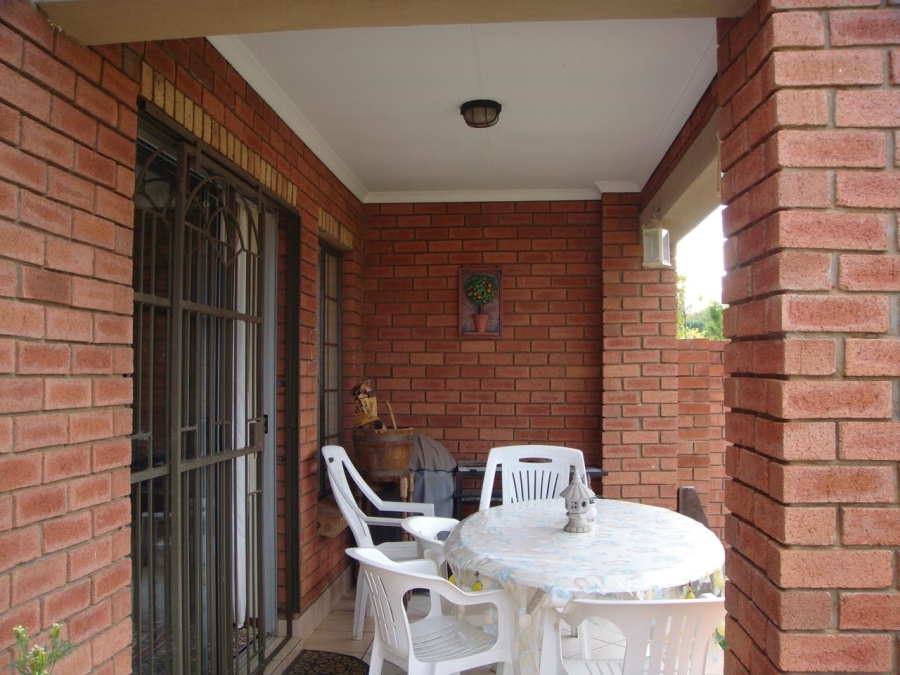 To Let 2 Bedroom Property for Rent in Moreleta Park Gauteng