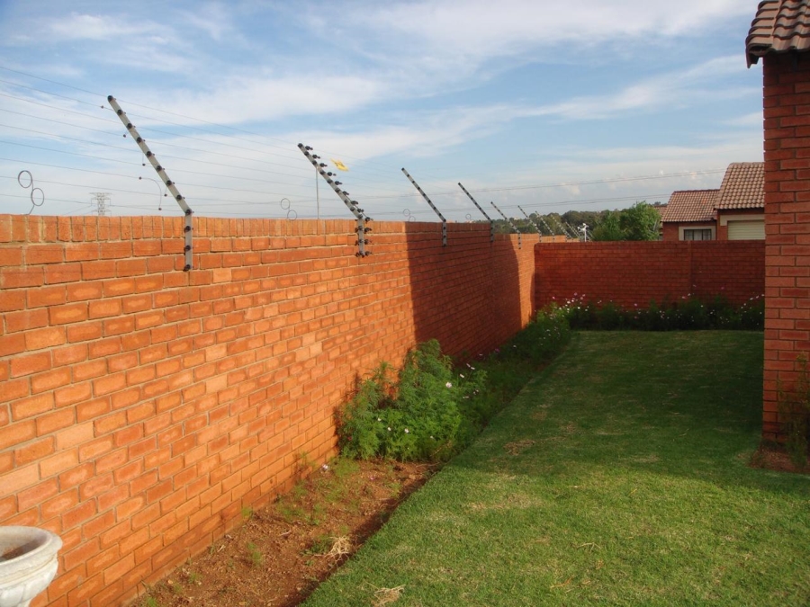 To Let 2 Bedroom Property for Rent in Moreleta Park Gauteng