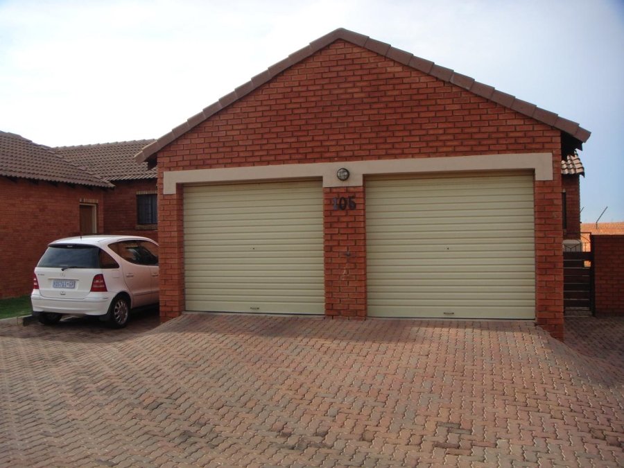 To Let 2 Bedroom Property for Rent in Moreleta Park Gauteng