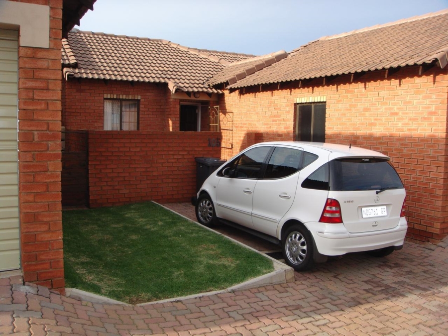 To Let 2 Bedroom Property for Rent in Moreleta Park Gauteng