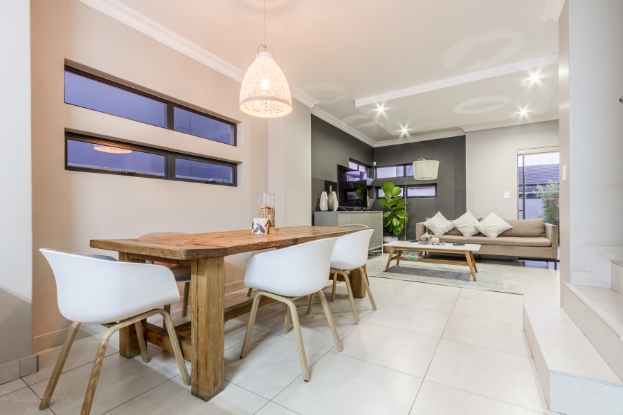 3 Bedroom Property for Sale in Equestria Gauteng