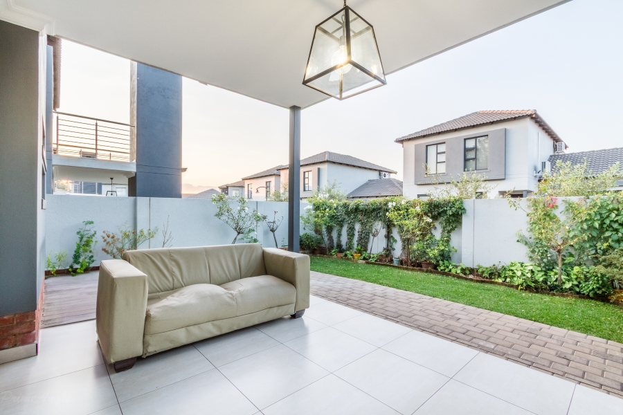 3 Bedroom Property for Sale in Equestria Gauteng