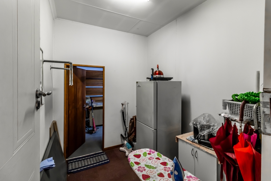 3 Bedroom Property for Sale in Waverley Gauteng