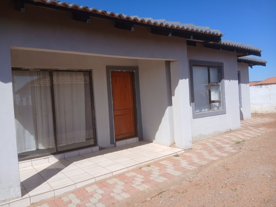 3 Bedroom Property for Sale in Westonaria Gauteng